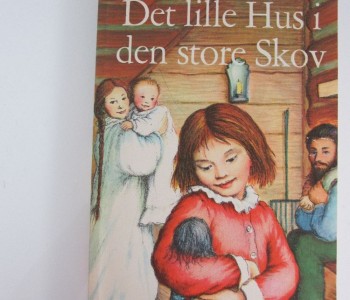 Det lille hus i den store skov