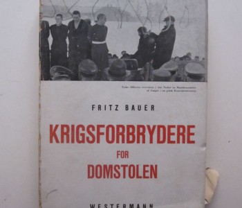 Krigsforbrydere for domsolen